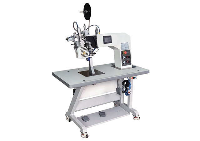 seam sealing machine peoject image